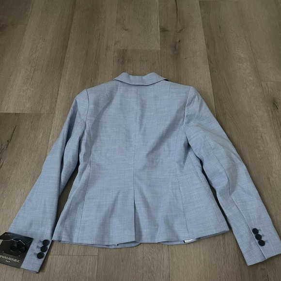 Banana Republic Blazer - Picture 2 of 2